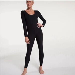 CALIA by Carrie Underwood Black Long Sleeve Jumpsuit